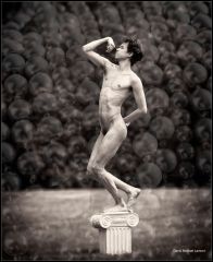 Statuesque 194